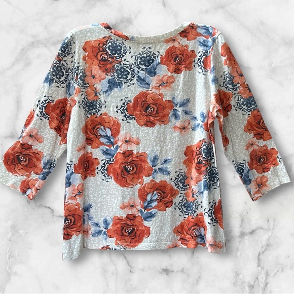 Chico’s Floral Top Shoulder Button Accents Size M - Picture 3 of 11